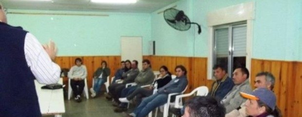 Se dictó un taller para productores apícolas