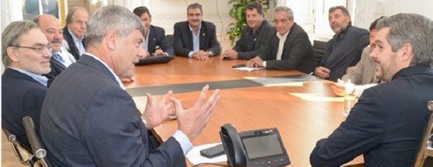 Marcos Peña analizó la situación del sector agropecuario