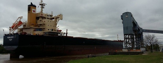 Despues de cuatro años, ingresa el primer buque a Diamante