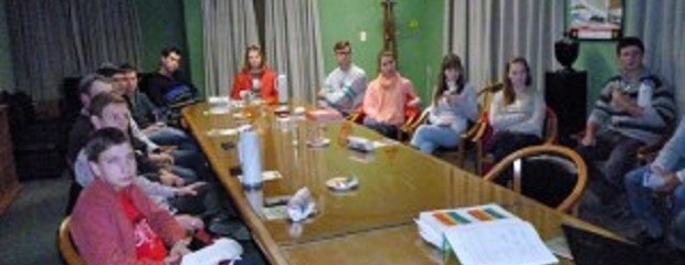 Jóvenes aprenden cómo evitar accidentes en tareas rurales 