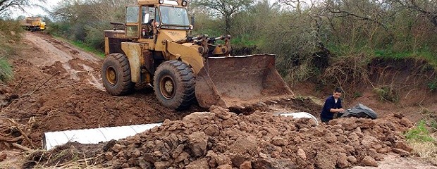 Intensifican trabajos en caminos rurales de Paraná Campaña