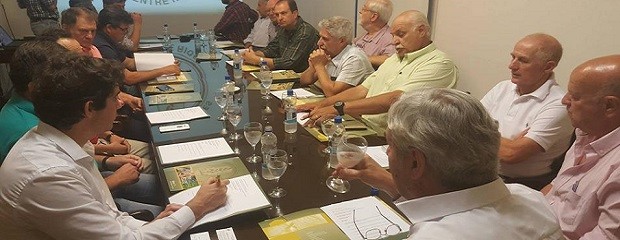 La Bolsa de Cereales se reunió con Álvaro Gabás