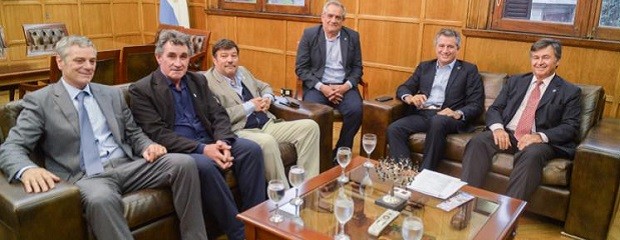 Etchevehere: El campo tiene una fuerte presión de impuestos