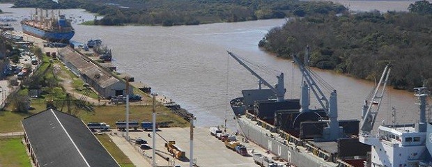 Ingresarán dos buques al puerto de Concepción del Uruguay 