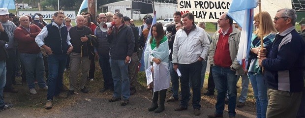Productores se manifestaron por el uso de fitosanitarios
