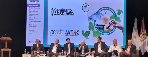Seminario Acsoja: Rossi pidió revertir políticas actuales