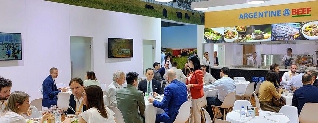 Multitud de visitantes para conocer la carne argentina