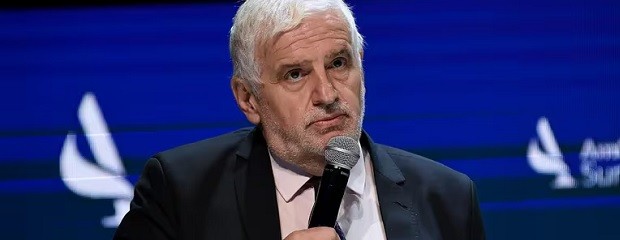 Echaron al secretario de Agricultura Fernando Vilella