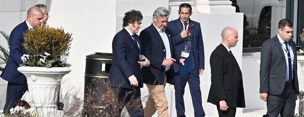 Milei dijo que por ahora no puede eliminar las retenciones